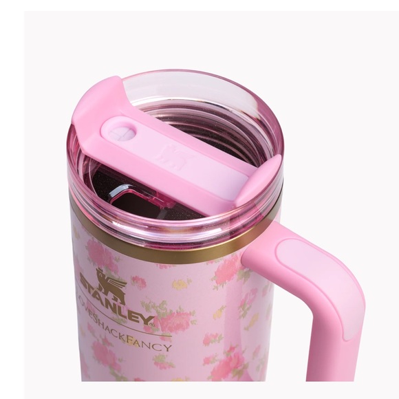 Stanley 1913 x LoveShackFancy Quencher H2.0 Flowstate™ Tumbler | 30 OZ - Picture 3 of 4